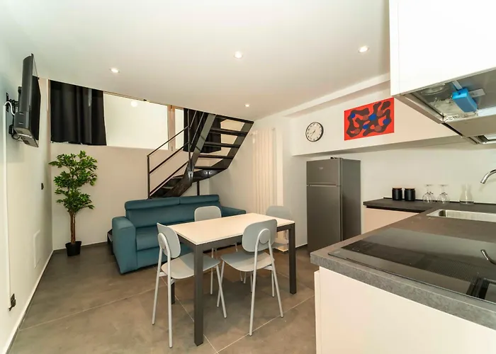 Galaxy Lofts - Functional Flats Daire *