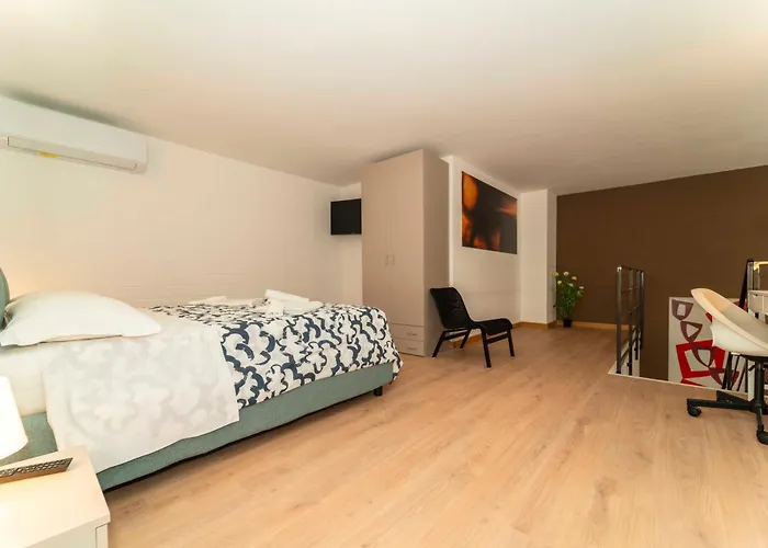 Galaxy Lofts - Functional Flats