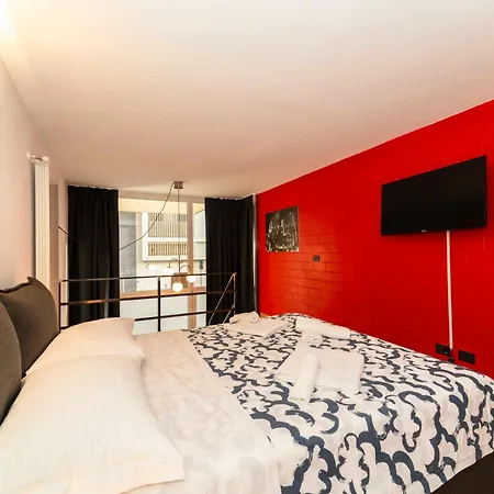 Galaxy Lofts - Functional Flats *