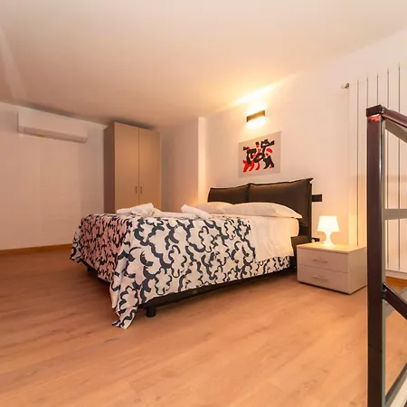 Galaxy Lofts - Functional Flats Appartement